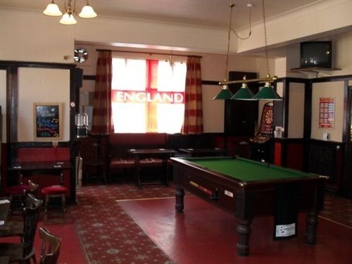 ペンション The Compasses