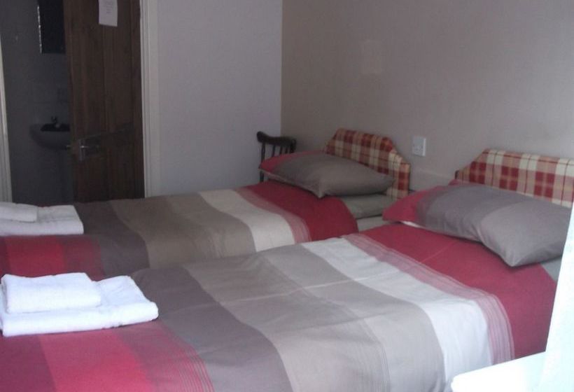 ペンション The Compasses