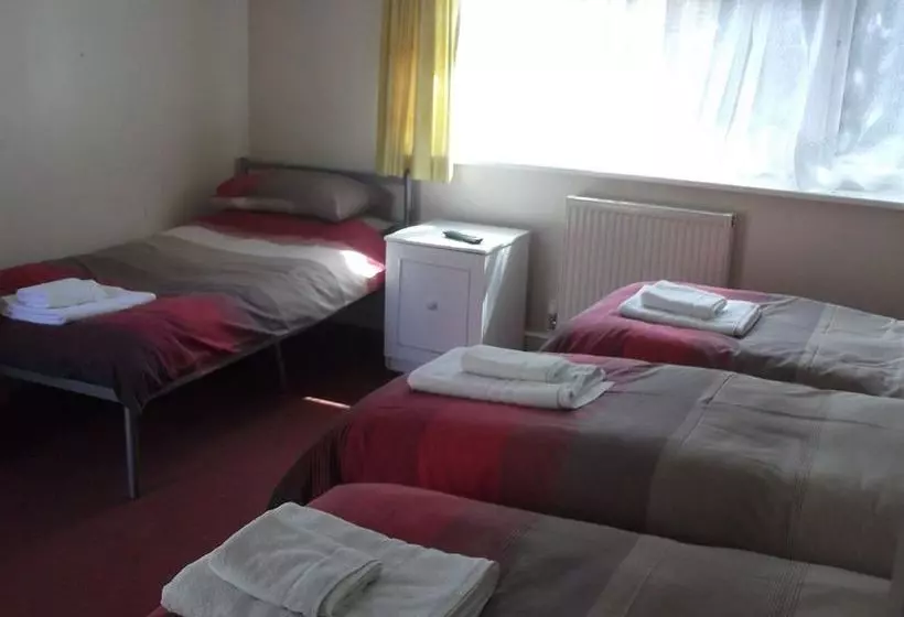 ペンション The Compasses