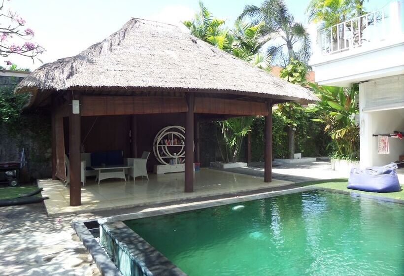 The Island Hotel Bali   Hostel