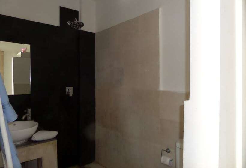 The Island Hotel Bali   Hostel