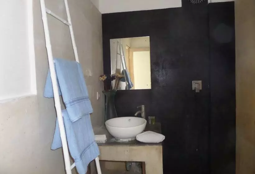 The Island Hotel Bali   Hostel