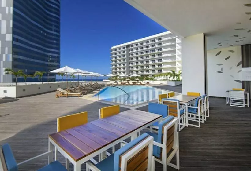 Hotelli Gran Muthu Habana