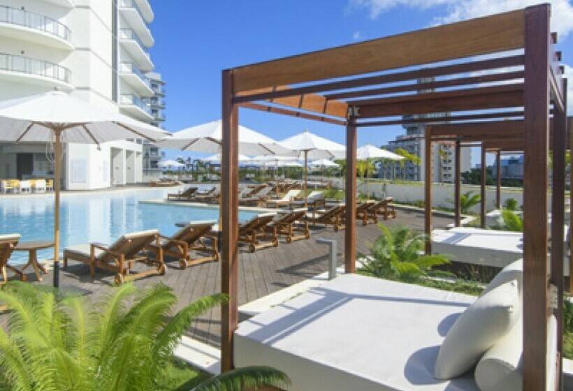 هتل Gran Muthu Habana