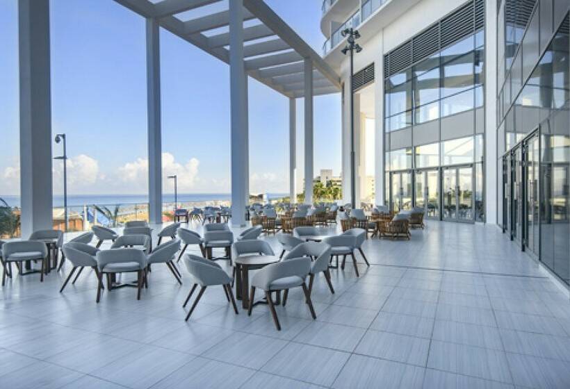 هتل Gran Muthu Habana