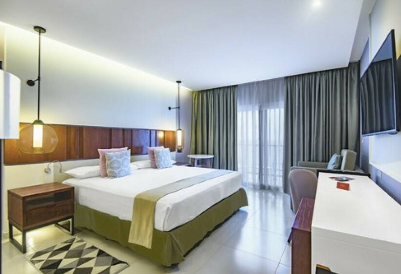 هتل Gran Muthu Habana