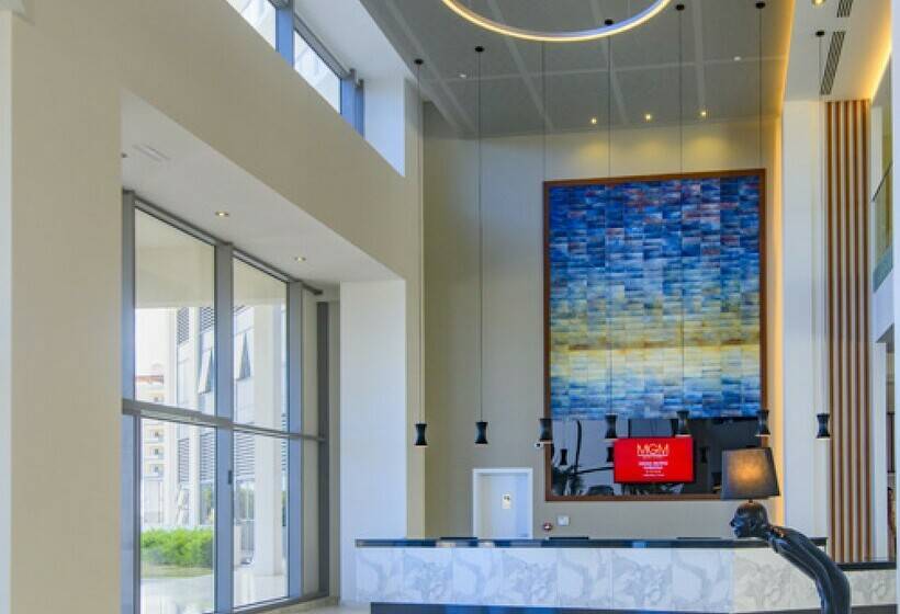 هتل Gran Muthu Habana