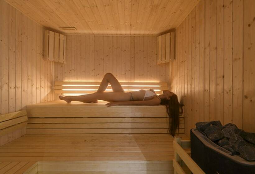 هتل Gran Muthu Habana