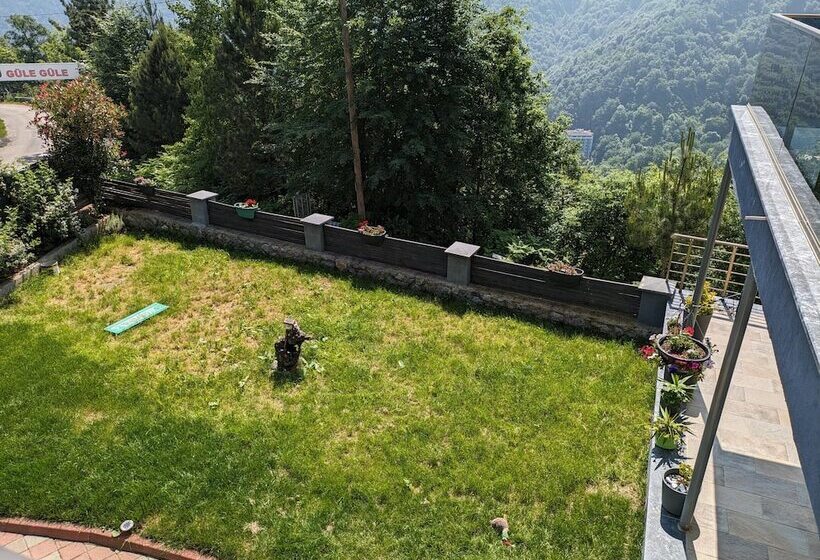 Bed and Breakfast Turkish Retreat