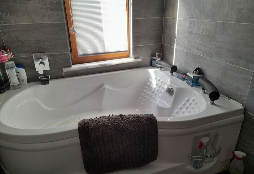 Bed and Breakfast Turkish Retreat