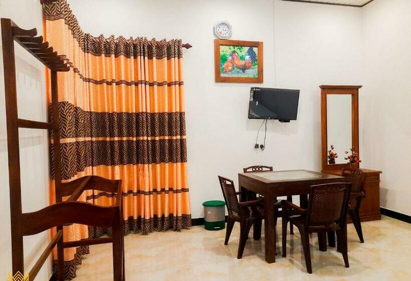 بنسيون Kings Holiday Resort