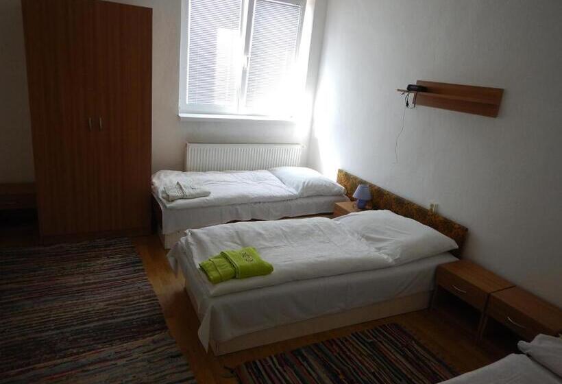 Пансион Penzión Rodinné Vinárstvo ďurík