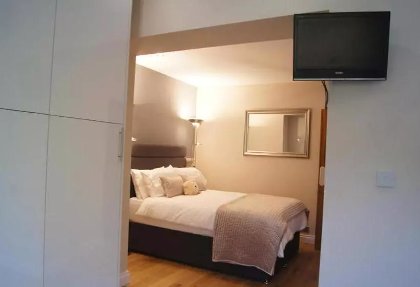 Arfryn House Bed And Breakfast