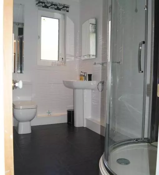 Arfryn House Bed And Breakfast