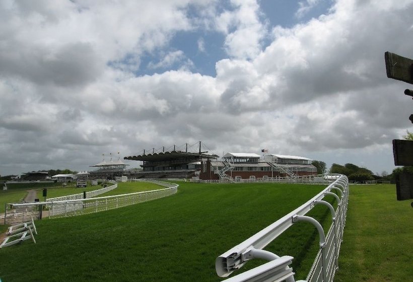 مبيت وإفطار 32 The Green