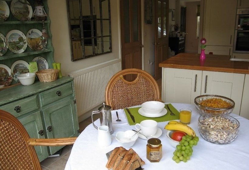 مبيت وإفطار 32 The Green