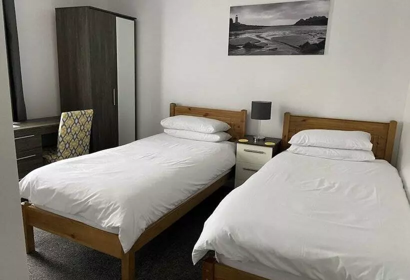 צימר Blinkbonnie Guest House