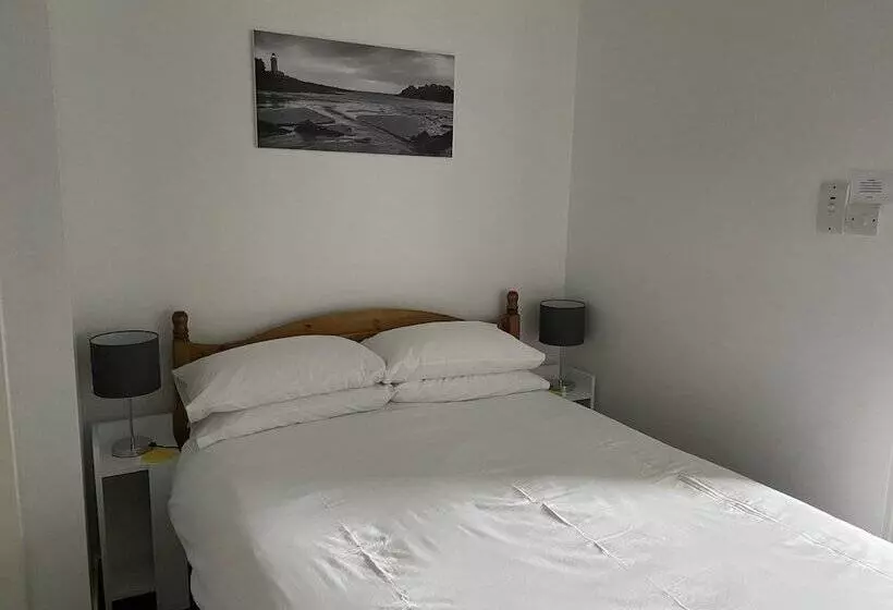 צימר Blinkbonnie Guest House