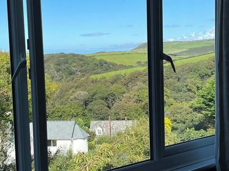 住宿加早餐  Boscastle House