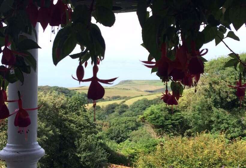 Bed and Breakfast Boscastle House