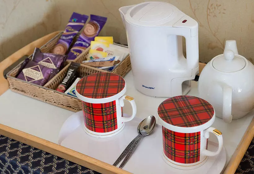 تختخواب و صبحانه Braeside House