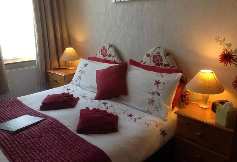 צימר Chelmsford Place Guest House