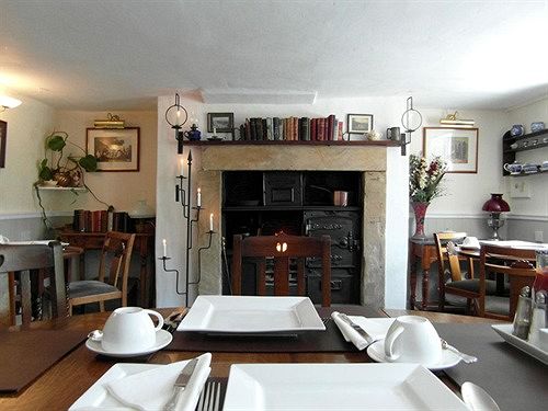 تختخواب و صبحانه Saint Hilda S House