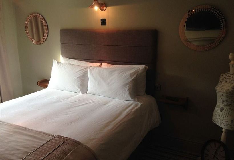 مبيت وإفطار The Waggon Inn