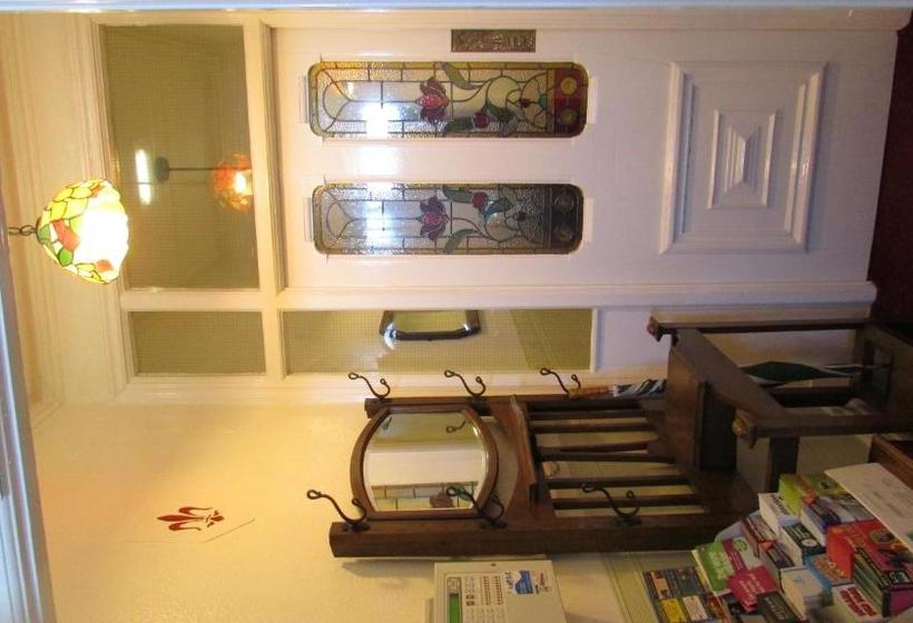 ベッドアンドブレックファースト The Wimslow