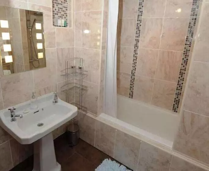 住宿加早餐  Wootton Park