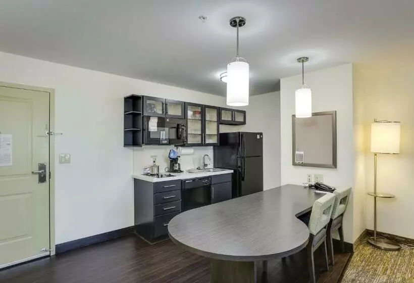 Candlewood Suites College Station, An Ihg