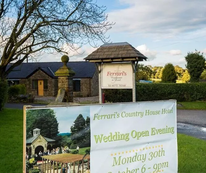 ホテル Ferraris Country House