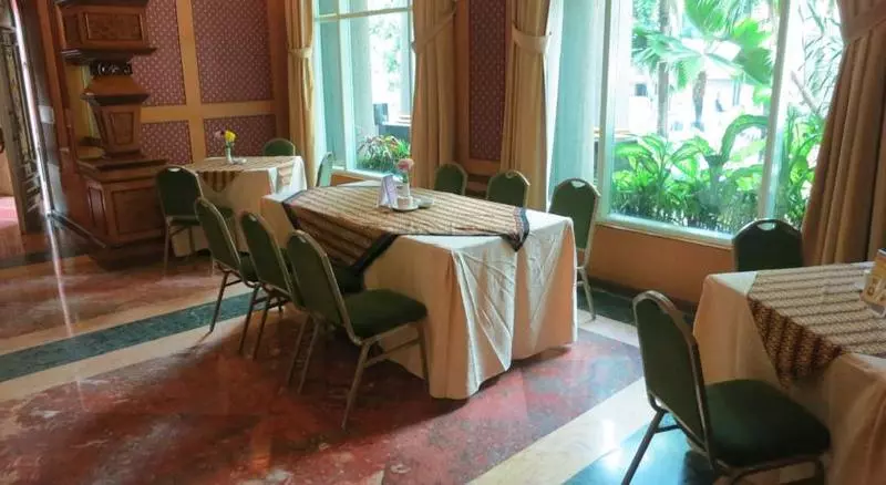 Hotel Gajahmada Graha