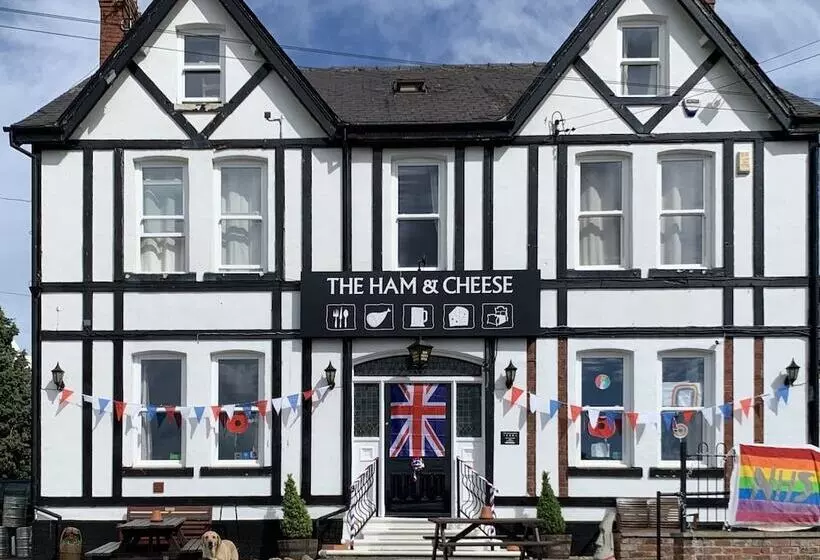 Отель Ham And Cheese