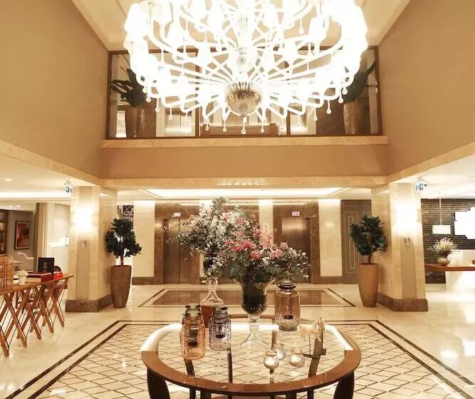 هتل Holiday Inn Bursa City Centre, An Ihg
