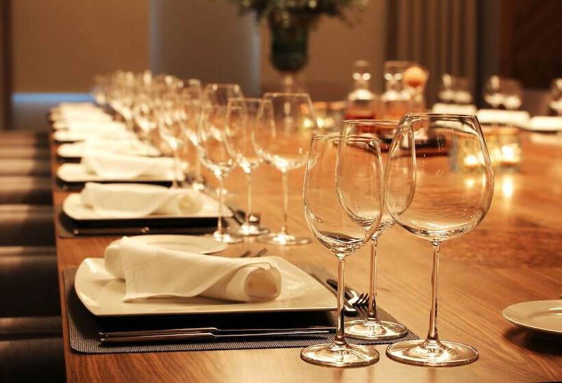 هتل Holiday Inn Bursa City Centre, An Ihg