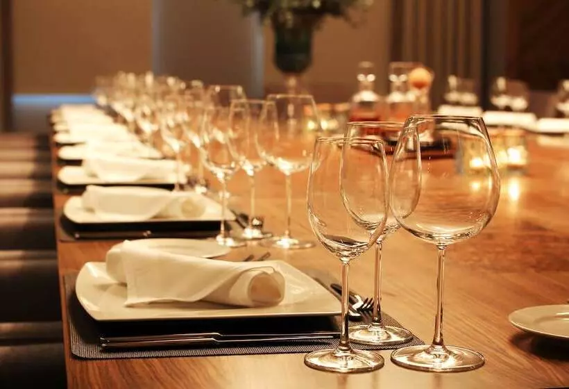 هتل Holiday Inn Bursa City Centre, An Ihg