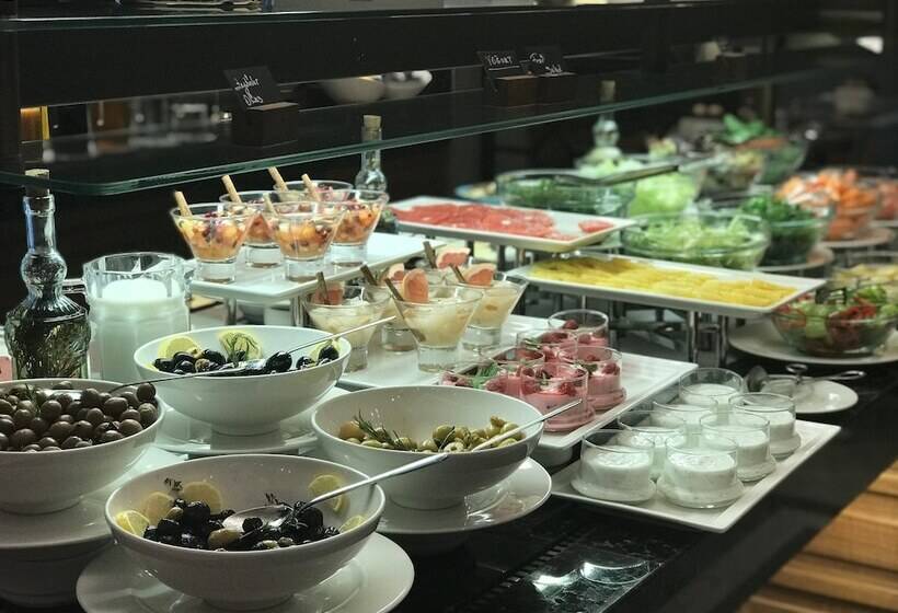 هتل Holiday Inn Bursa City Centre, An Ihg