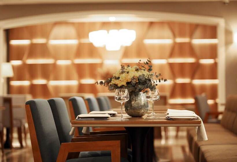 هتل Holiday Inn Bursa City Centre, An Ihg