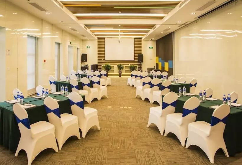 בית מלון כפרי Holiday Inn Express Changzhou Lanling, An Ihg