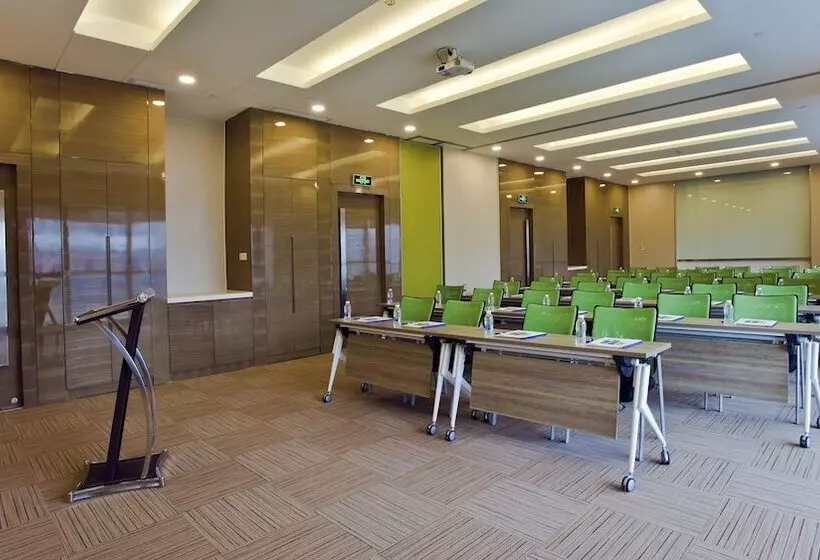 호텔 Holiday Inn Express Xi An High Tech Zone, An Ihg