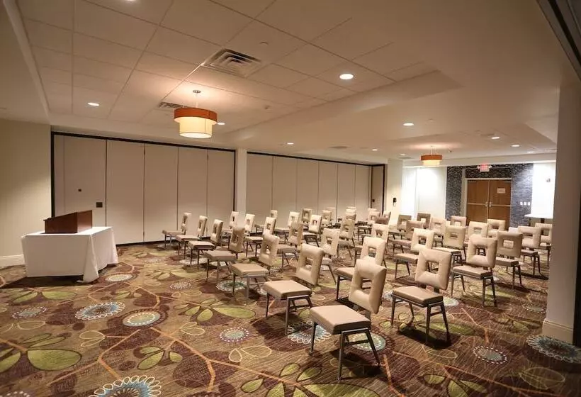 ホテル Holiday Inn Morgantown University Area, An Ihg