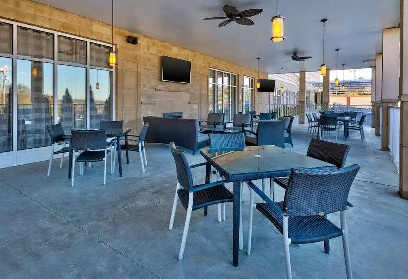 ホテル Holiday Inn Morgantown University Area, An Ihg