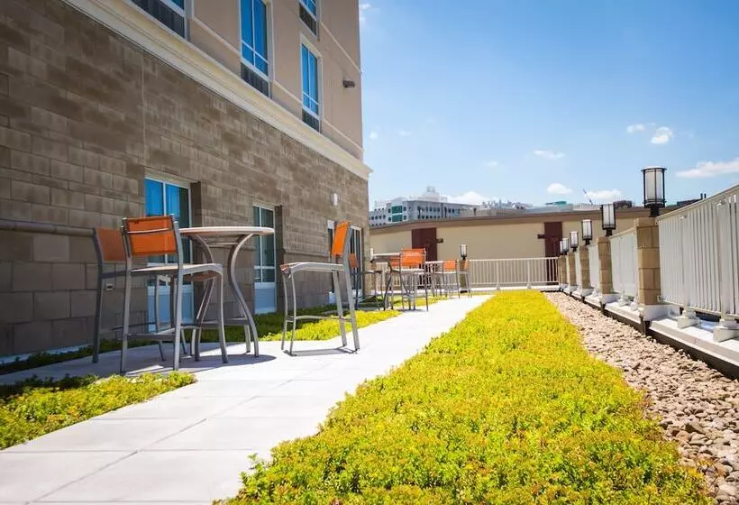 ホテル Holiday Inn Morgantown University Area, An Ihg