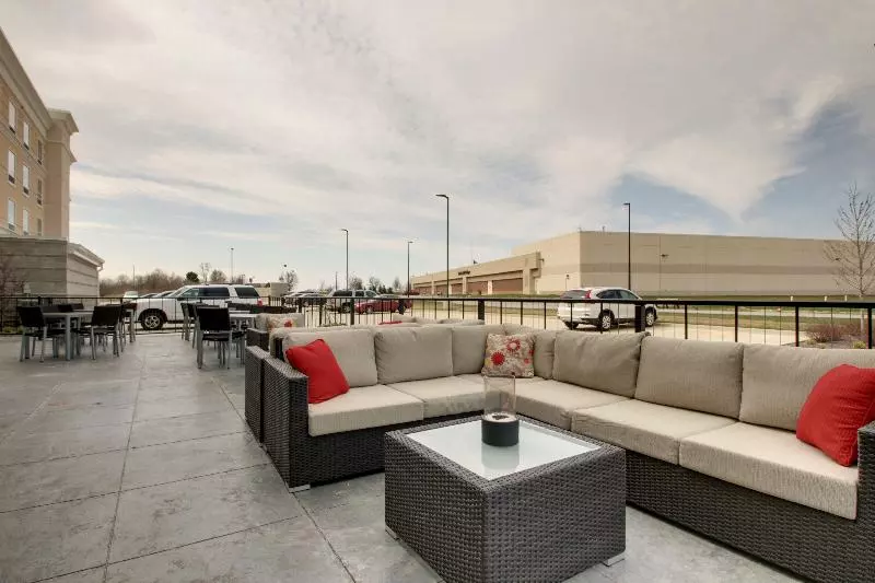 ホテル Holiday Inn & Suites Peoria At Grand Prairie, An Ihg