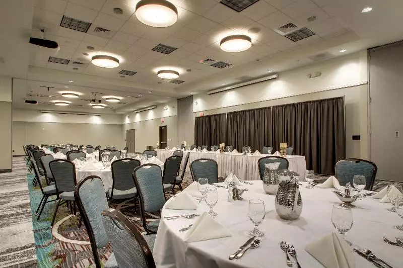 ホテル Holiday Inn & Suites Peoria At Grand Prairie, An Ihg