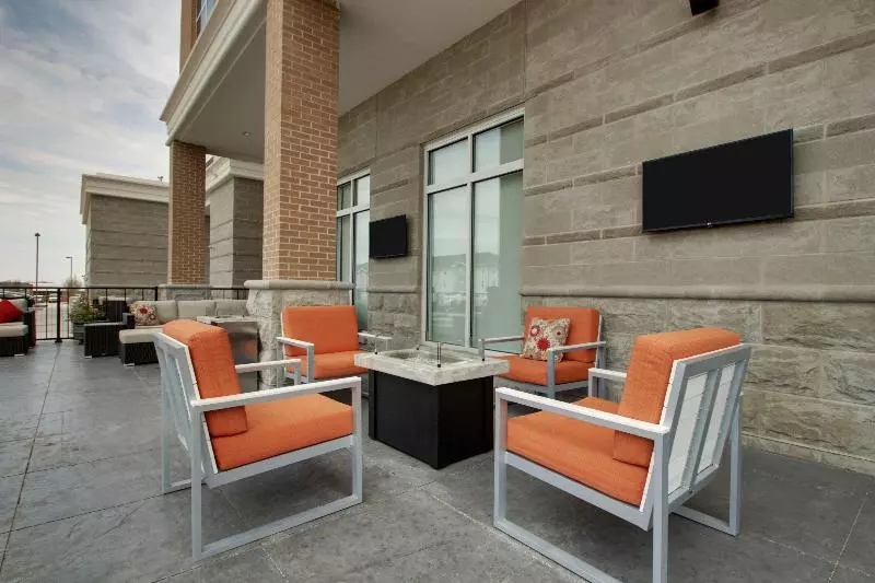 ホテル Holiday Inn & Suites Peoria At Grand Prairie, An Ihg