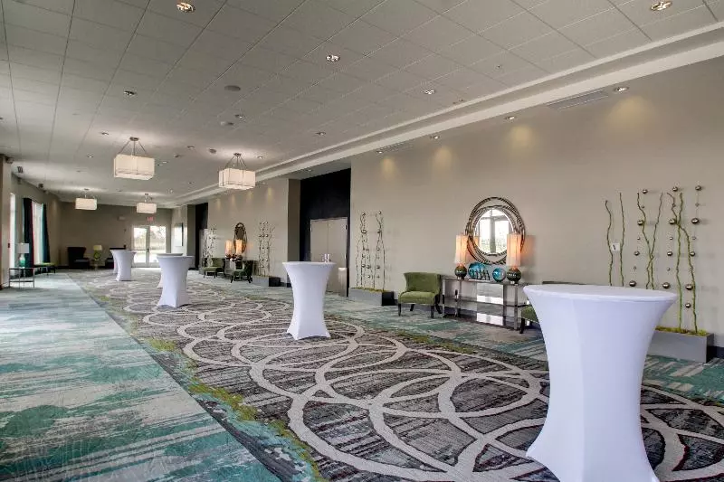 ホテル Holiday Inn & Suites Peoria At Grand Prairie, An Ihg