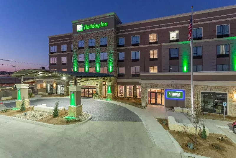 호텔 Holiday Inn San Marcos Convention Center, An Ihg