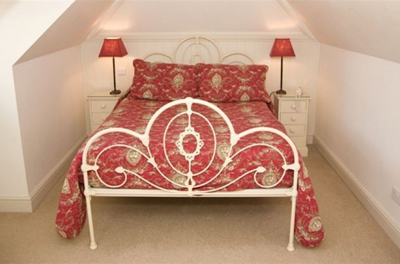 Отель Packfords